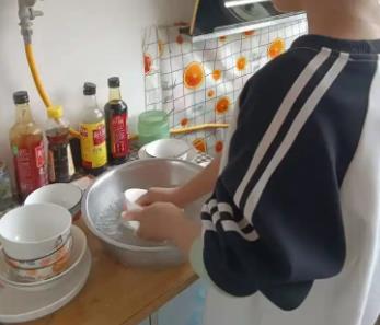 陵水帮妈妈做家务的收获有哪些？